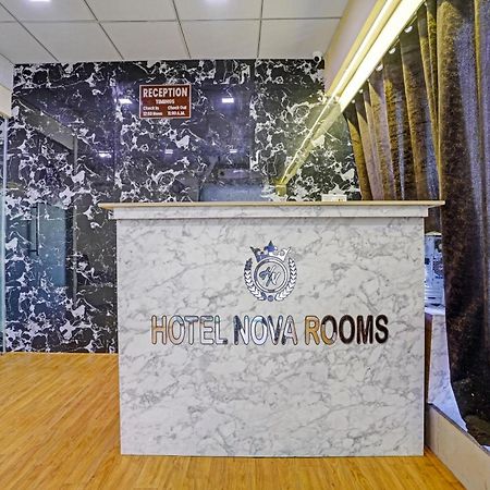Hotel O Nova Rooms Surat Bagian luar foto